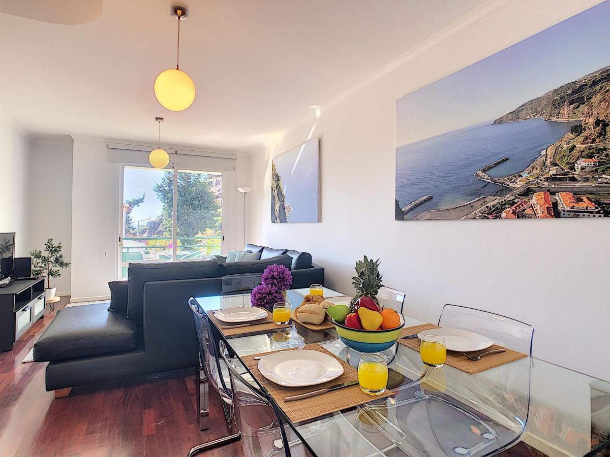 Sea N' Sun Apartment By Lovelystay Рібейра-Брава Екстер'єр фото